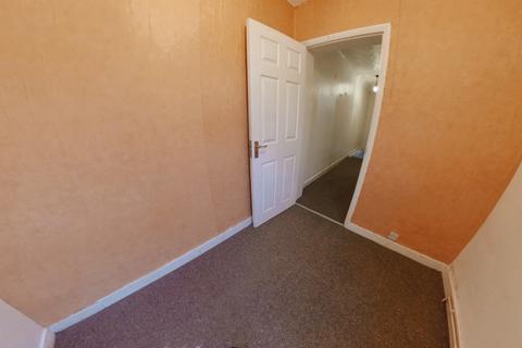 4 bedroom terraced house to rent, Thorold Road, Chatham ME5