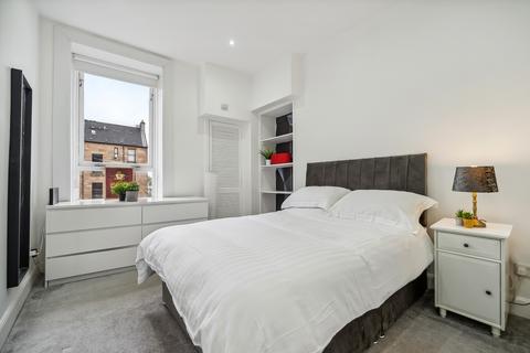 2/1, 62 Niddrie Road, Glasgow, G42 8NR