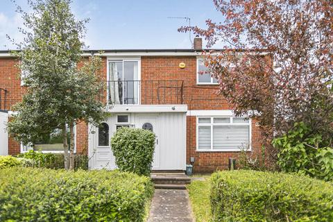 3 bedroom end of terrace house for sale, Falcon Close, Hatfield