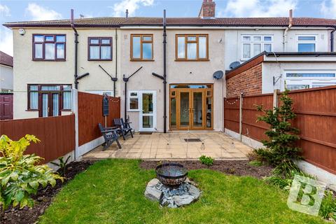 24 Shirley Gardens, Hornchurch, RM12 4NH