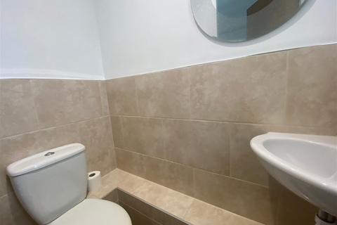 1 Ferguson Way, Oldham, OL4 2SX