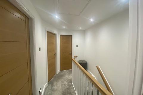 1 Ferguson Way, Oldham, OL4 2SX