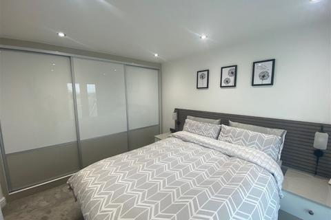 1 Ferguson Way, Oldham, OL4 2SX