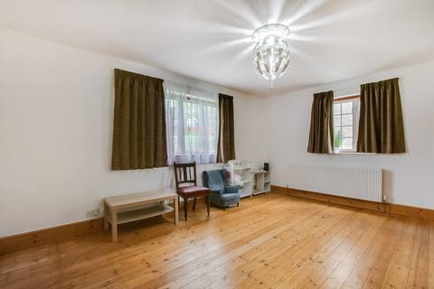 3 bedroom semi-detached house for sale, Well Hall Road, London, SE9