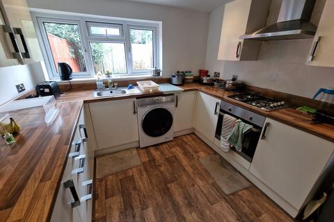 1 bedroom in a house share to rent, St Matthew Street,  Hull, HU3