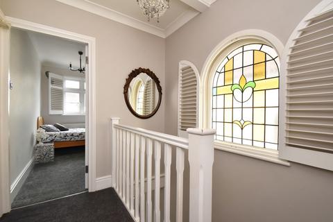 85 Cranmore Road, Chislehurst, BR7 6ER