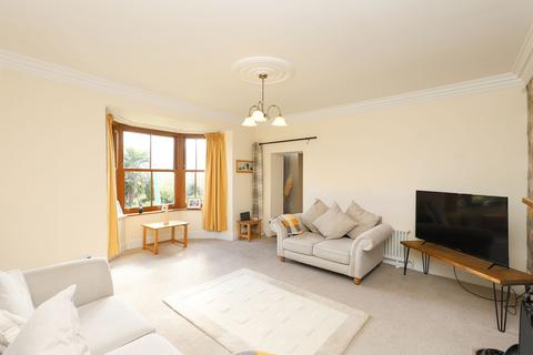 4 bedroom cottage for sale, Hillside, Sheffield S25