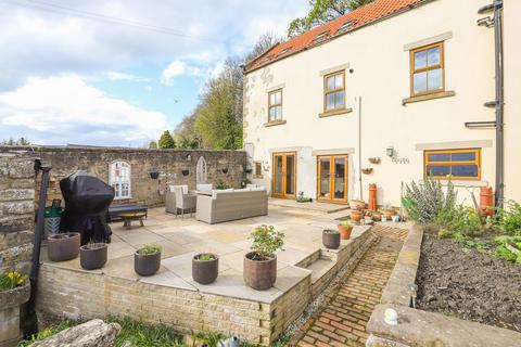 4 bedroom cottage for sale, Hillside, Sheffield S25