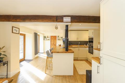 8 Hillside, North Anston, Sheffield, S25 4AZ