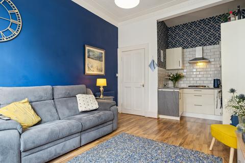 2 bedroom flat for sale, Bolton Drive, Flat 0/2, Mount Florida, Glasgow, G42 9DR