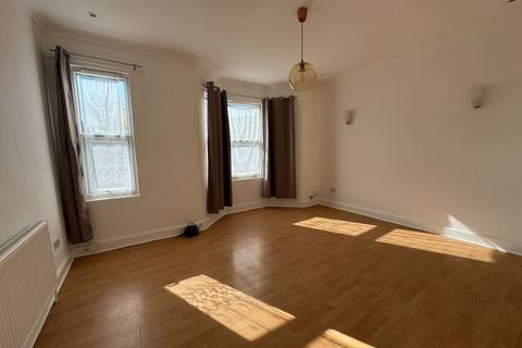 1 bedroom flat to rent, London E10