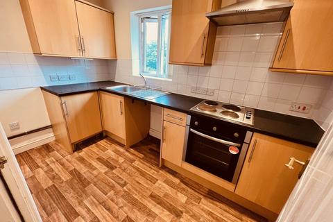 1 bedroom flat to rent, St Lukes Place, Heywood