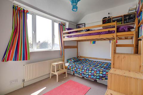 64 Chiltern Road, Caversham, Reading, RG4 5JB