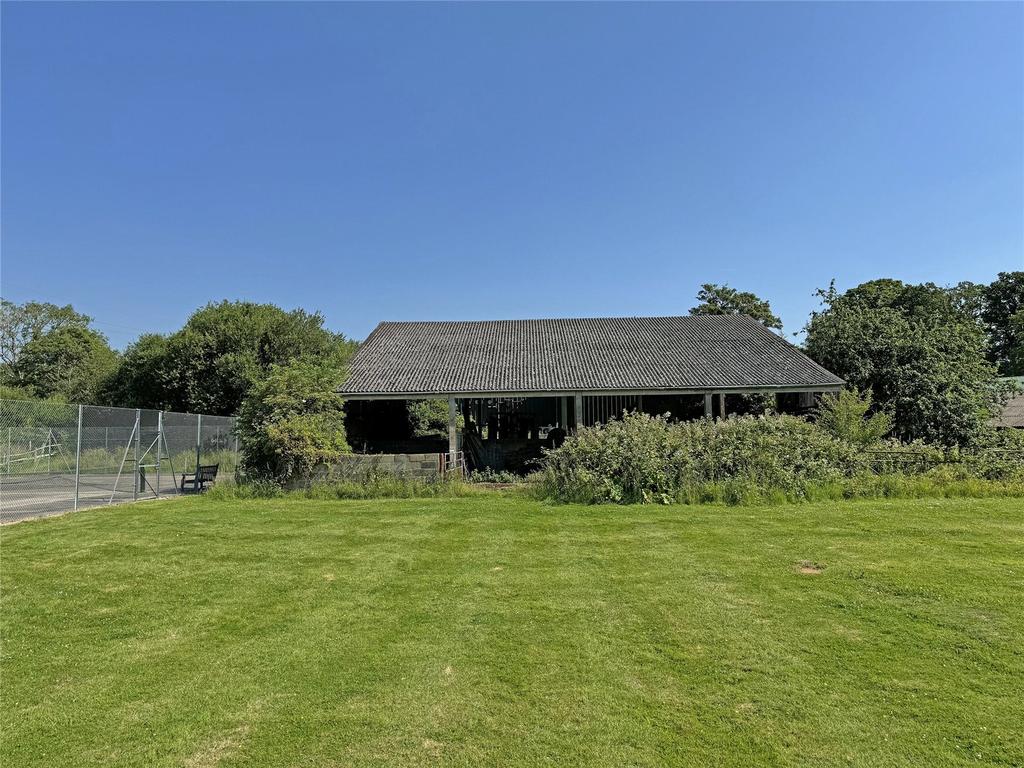 Dutch Barn