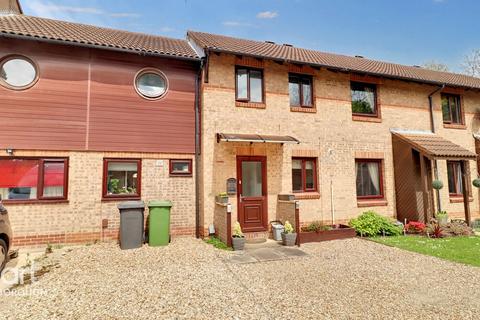 3 bedroom terraced house for sale, Osprey, Peterborough