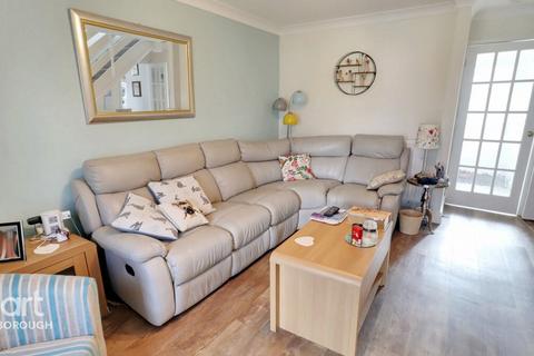 3 bedroom terraced house for sale, Osprey, Peterborough
