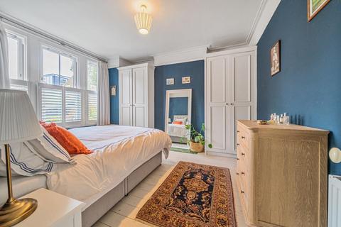 2 bedroom maisonette for sale, Waldron Road, Earlsfield
