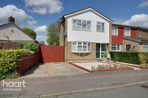 3 bedroom semi-detached house for sale, Huntingdon Road, Stevenage