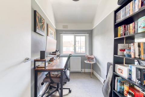 79 Torridge Road, Thornton Heath, CR7 7EZ