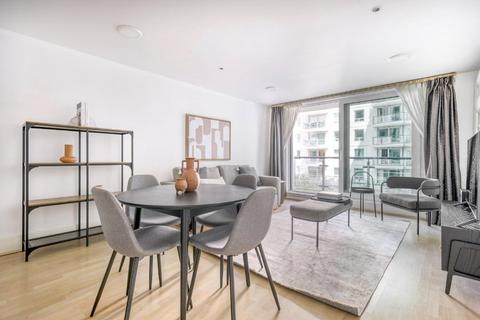 2 bedroom apartment for sale, Flagstaff House, St George Wharf, Vauxhall, London, SW8