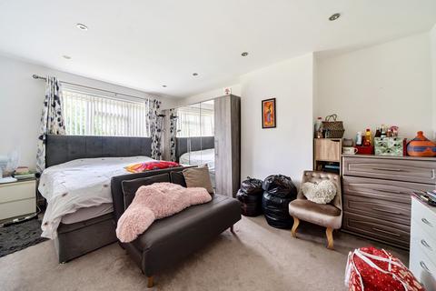 3 bedroom semi-detached house to rent, Omer Avenue,  Manchester, M13