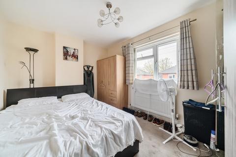 3 bedroom semi-detached house to rent, Omer Avenue,  Manchester, M13