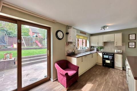 4 bedroom detached house for sale, Spinney Grove, Hampton Park, HEREFORD, HR1