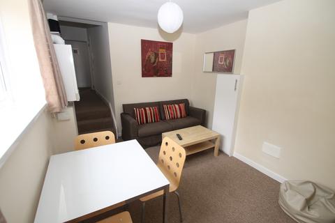 3 bedroom flat to rent, Hastings Street, Plymouth PL1