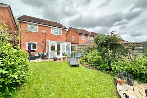 3 bedroom detached house for sale, Queenswood Drive, Hereford, HR1
