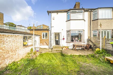 2 Condover Crescent, London, SE18 3LZ