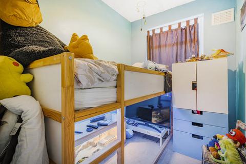 2 Condover Crescent, London, SE18 3LZ