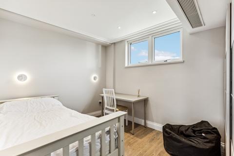 2 bedroom flat to rent, Goldhawk Road, London