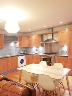 2 bedroom flat to rent, 3, Portland Gardens, Edinburgh, EH6 6NY