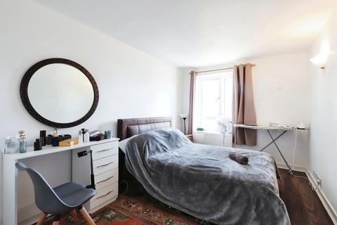 1 bedroom apartment for sale, Admiral Walk, London W9