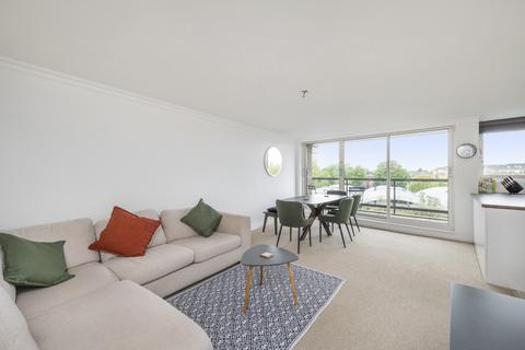 2 bedroom flat to rent, Petersham Road, Richmond, Surrey
