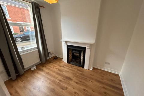 2 bedroom terraced house to rent, Regent Street, Beverley, East Riding of Yorkshire, HU17