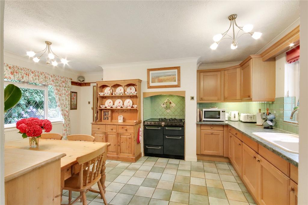Kitchen/Breakfast Rm