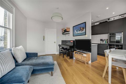 1 bedroom flat for sale, Munster Road, London, SW6