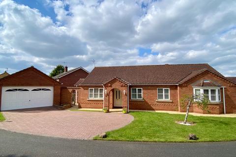 4 bedroom detached bungalow for sale, The Orchards, Grantham, NG31