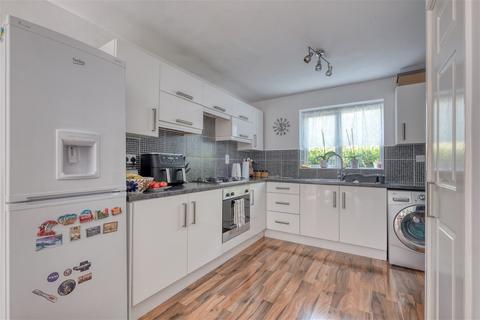 2 bedroom end of terrace house for sale, Patch Lane, Oakenshaw, Redditch B98 7XE