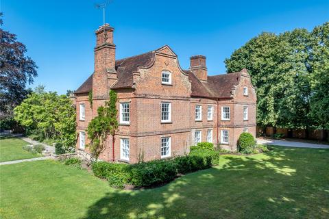 8 bedroom detached house for sale, Worplesdon Road, Guildford, Surrey, GU3