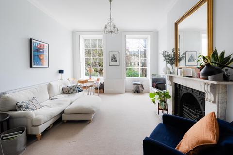 2 bedroom flat to rent, Caledonia Place, Clifton, BS8