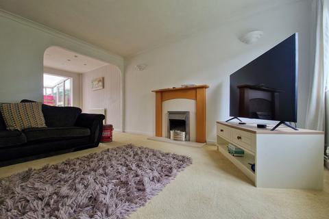 2 bedroom end of terrace house to rent, Friars Croft, Netley Abbey, Southampton, Hampshire. SO31 5PZ