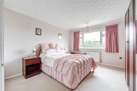 5 Westergate Close, Ferring, Worthing, BN12 5DB