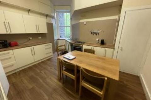 5 bedroom flat to rent, Hope Park Terrace, Newington, Edinburgh, EH8