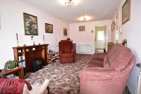 2 bedroom bungalow for sale, Shephard Mead, Tewkesbury GL20