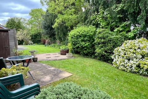 undefined, Shephard Mead, Tewkesbury GL20