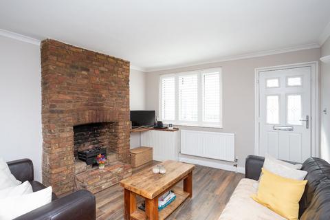 2 bedroom terraced house for sale, Terrace Gardens, Watford, Hertfordshire, WD17