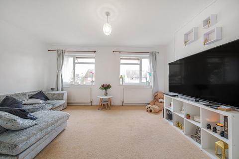 2 bedroom maisonette for sale, St. Giles Avenue, Ickenham, Uxbridge