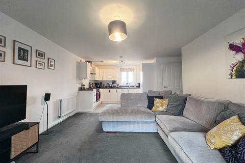2 bedroom flat for sale, Wellingborough NN8